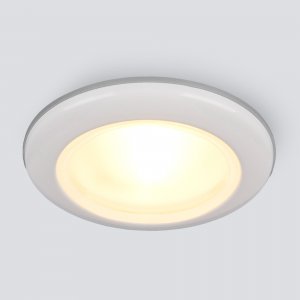 Белый круглый встраиваемый светильник с влагозащитой IP44
