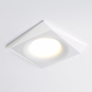 Белый квадратный встраиваемый светильник