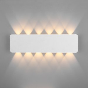 Белый настенный светильник для подсветки в 2 стороны «Angle»