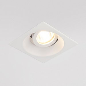 Белый квадратный встраиваемый поворотный светильник «Molder»