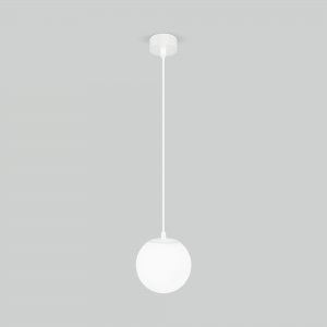 Белый уличный подвесной светильник шар Ø145 мм