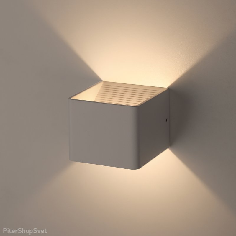 Белый настенный светильник для подсветки «Design» WL3 WH