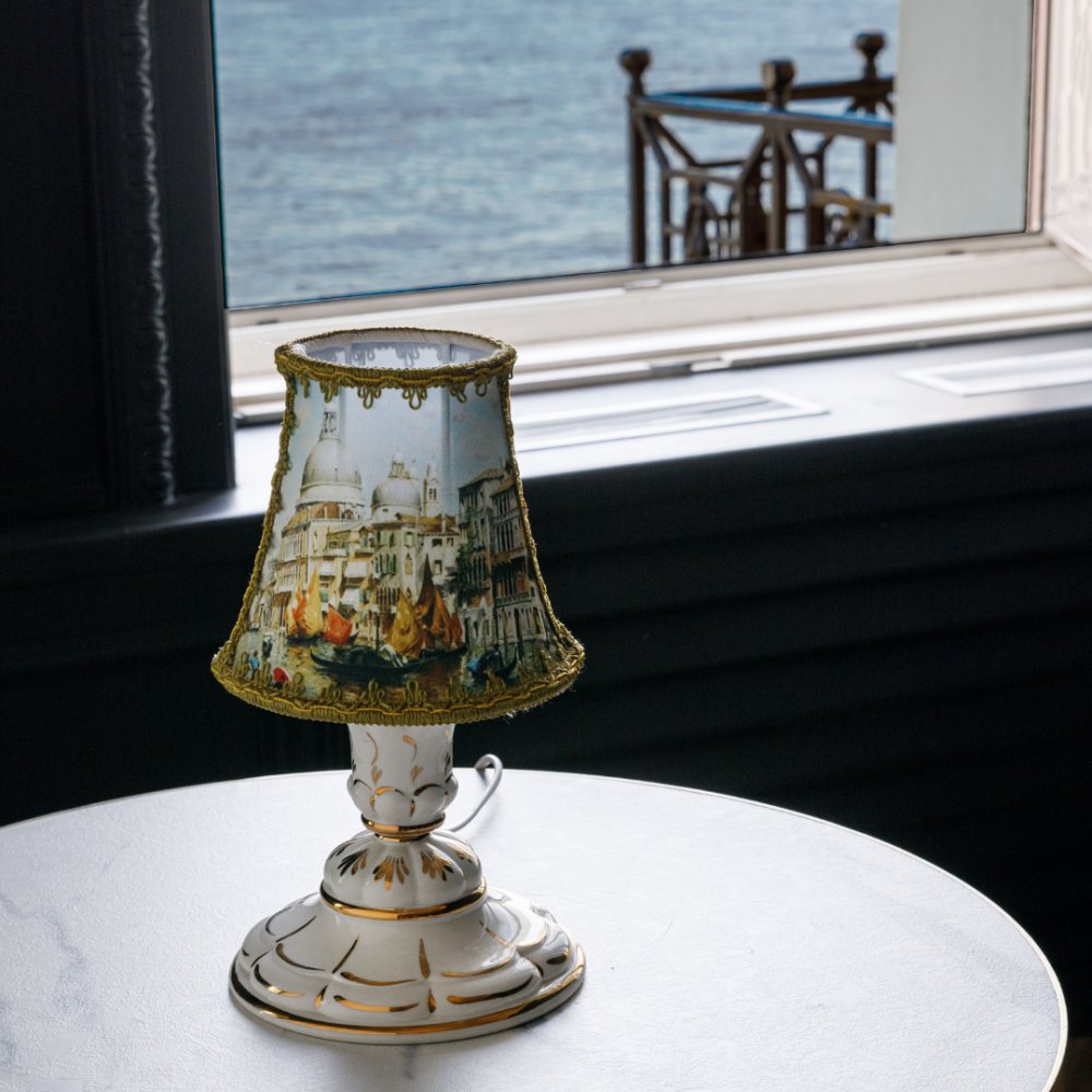 Настольная лампа из фарфора с 24-каратным золотом «Малютка ННБ11-60-090» 300671