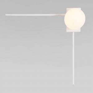 Настенный светильник угол с плафоном шар, белый «Fredo»