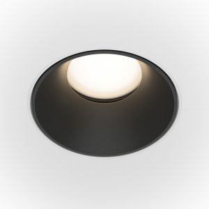 Чёрный встраиваемый поворотный светильник под шпаклёвку «Share»