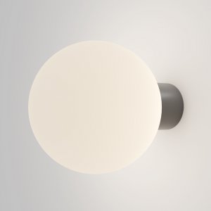 Уличный настенно-потолочный светильник шар D20см серый/белый «Bold»