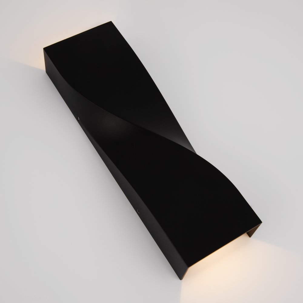 Чёрный уличный настенный светильник для подсветки в 2 стороны 11Вт 3000К «Twist» O040WL-L11B3K