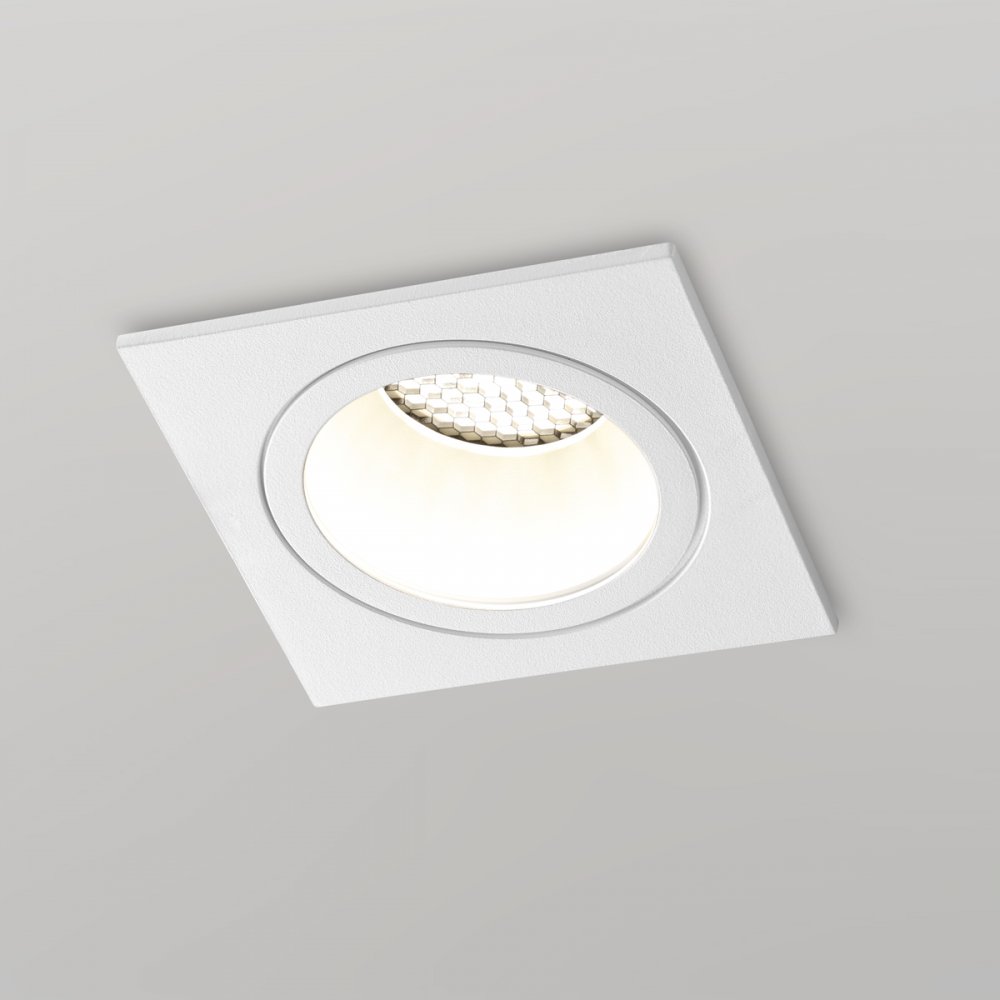 Квадратный встраиваемый светильник «MORUS» 371001