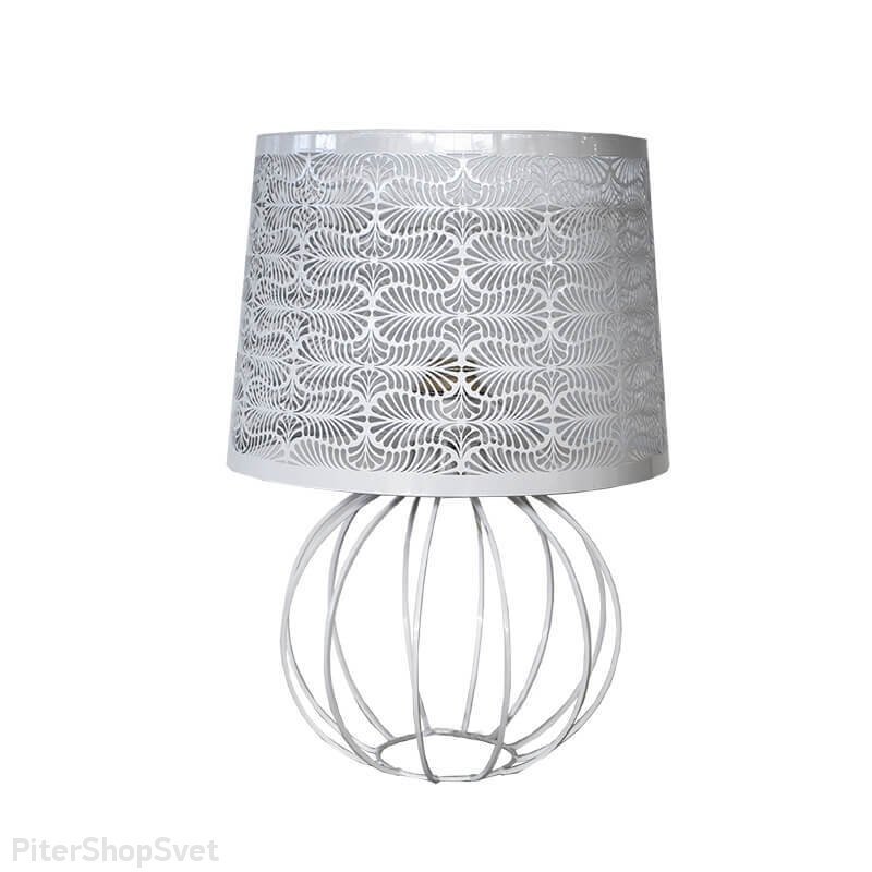 Металлическая настольная лампа белого цвета «Карвед» 39105.04.09.01B